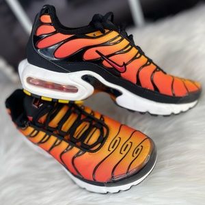 Nike Air Max Plus “Sunset” 🌅
